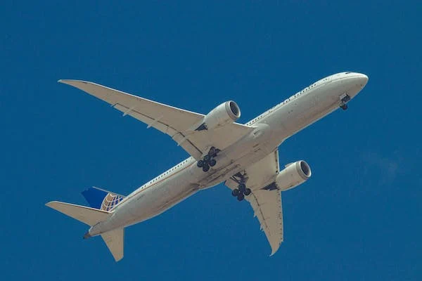 Aircraft and Sky